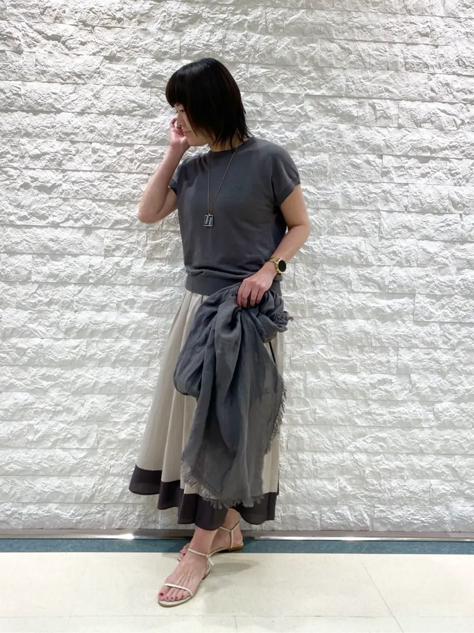 自由区 林 コーディネート画像