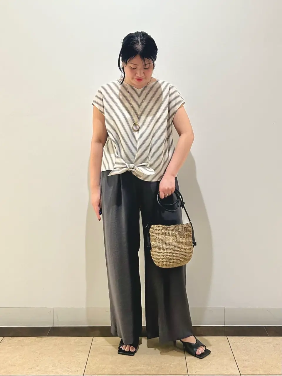 自由区 藤﨑 コーディネート画像