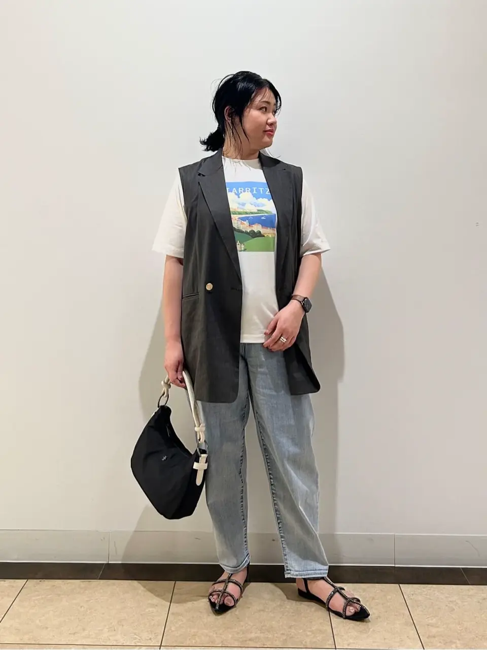 自由区 藤﨑 コーディネート画像