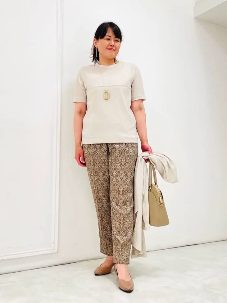 自由区 大野 コーディネート画像