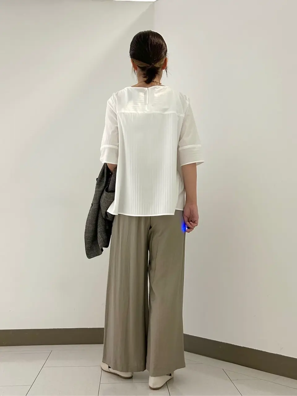 自由区 南 コーディネート画像