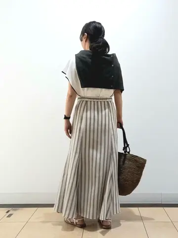 自由区 中川 コーディネート画像