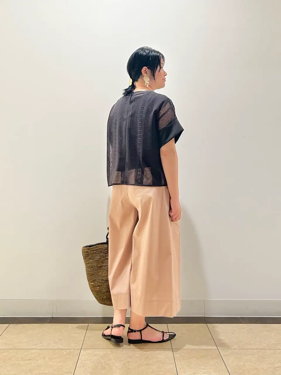 自由区 藤﨑 コーディネート画像