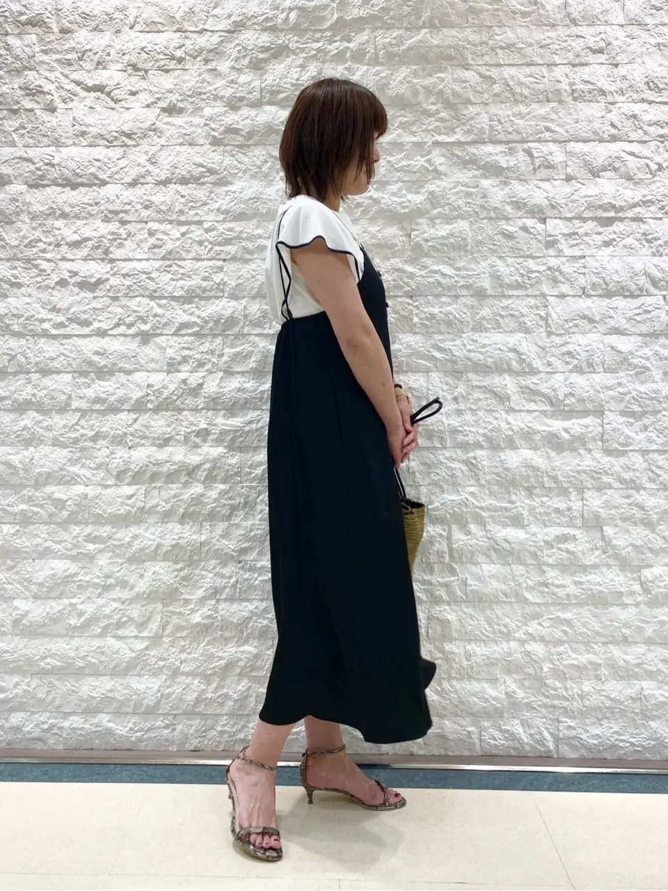 自由区 林 コーディネート画像