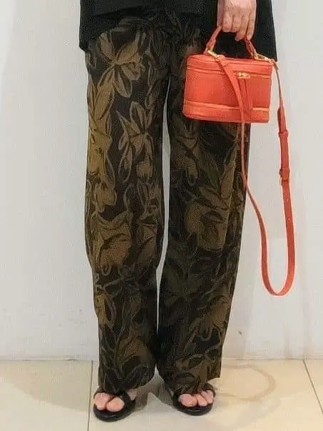 自由区 宇野 コーディネート画像