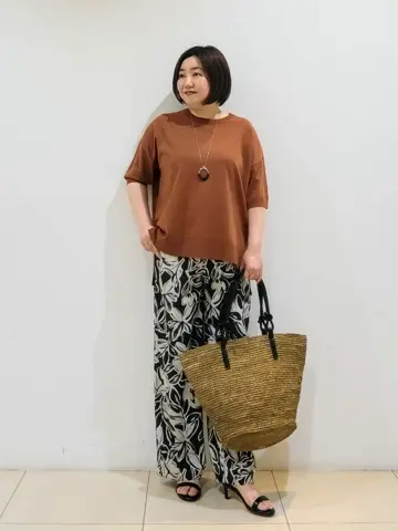 自由区 宇野 コーディネート画像