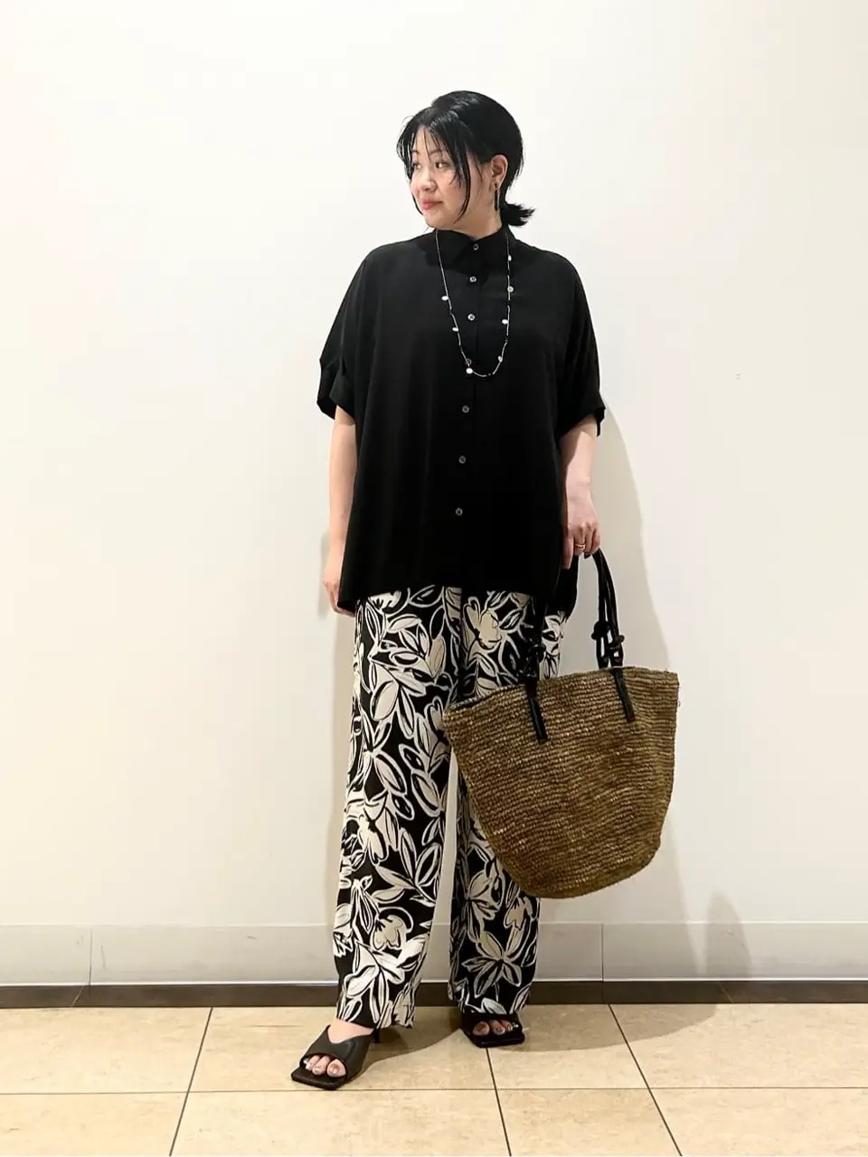 自由区 藤﨑 コーディネート画像