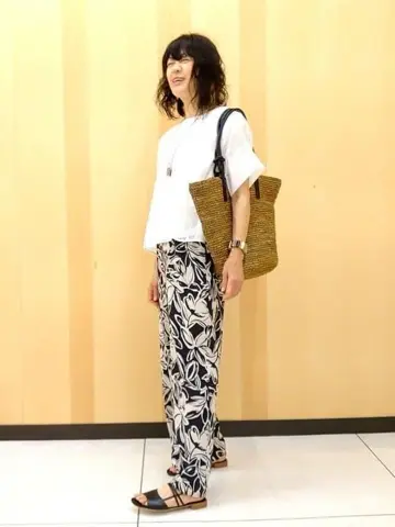 自由区 杉澤 コーディネート画像