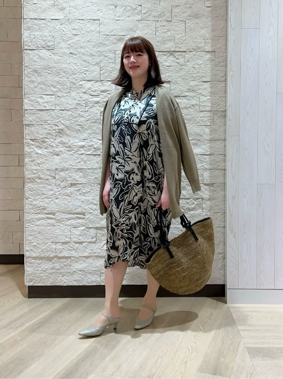 自由区 うめだ コーディネート画像