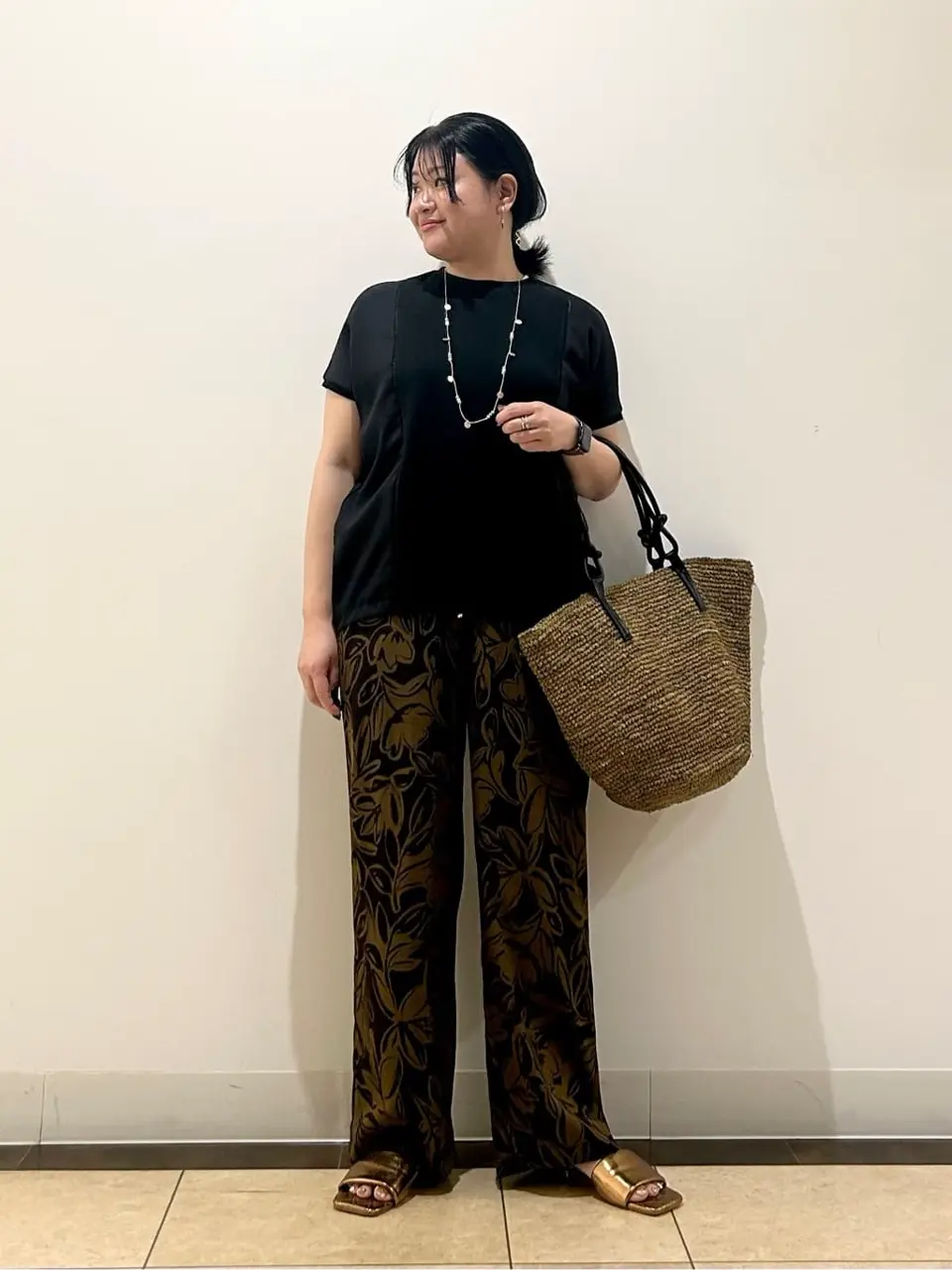 自由区 藤﨑 コーディネート画像