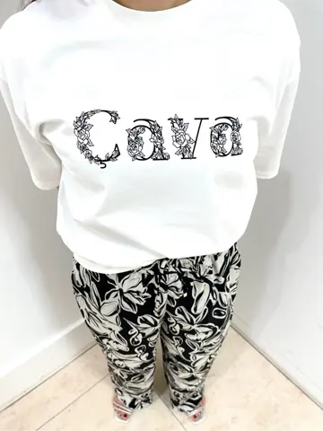 自由区 misato コーディネート画像