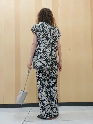 自由区 半澤 コーディネート画像