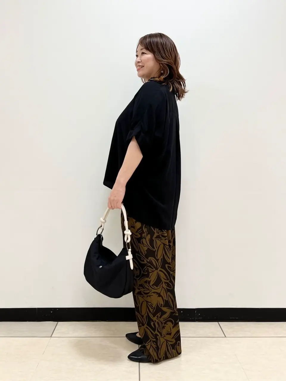 自由区 伊藤 コーディネート画像