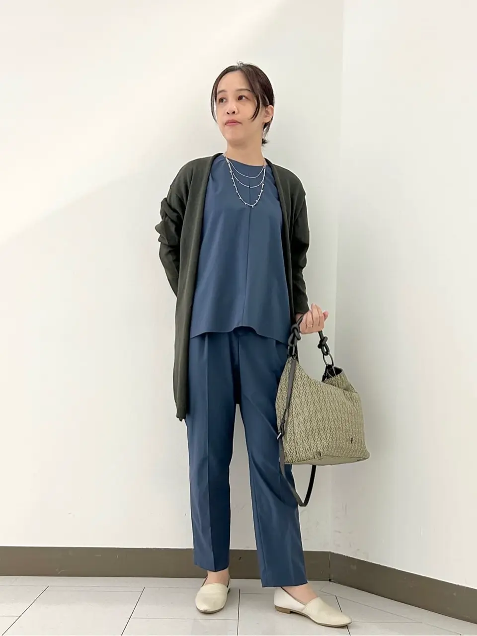 自由区 南 コーディネート画像