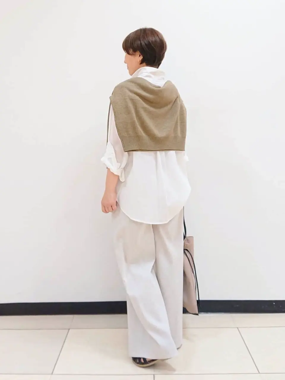 自由区 近藤 コーディネート画像