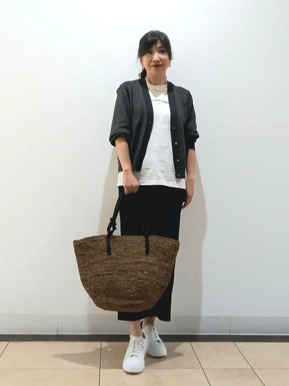 自由区 中川 コーディネート画像