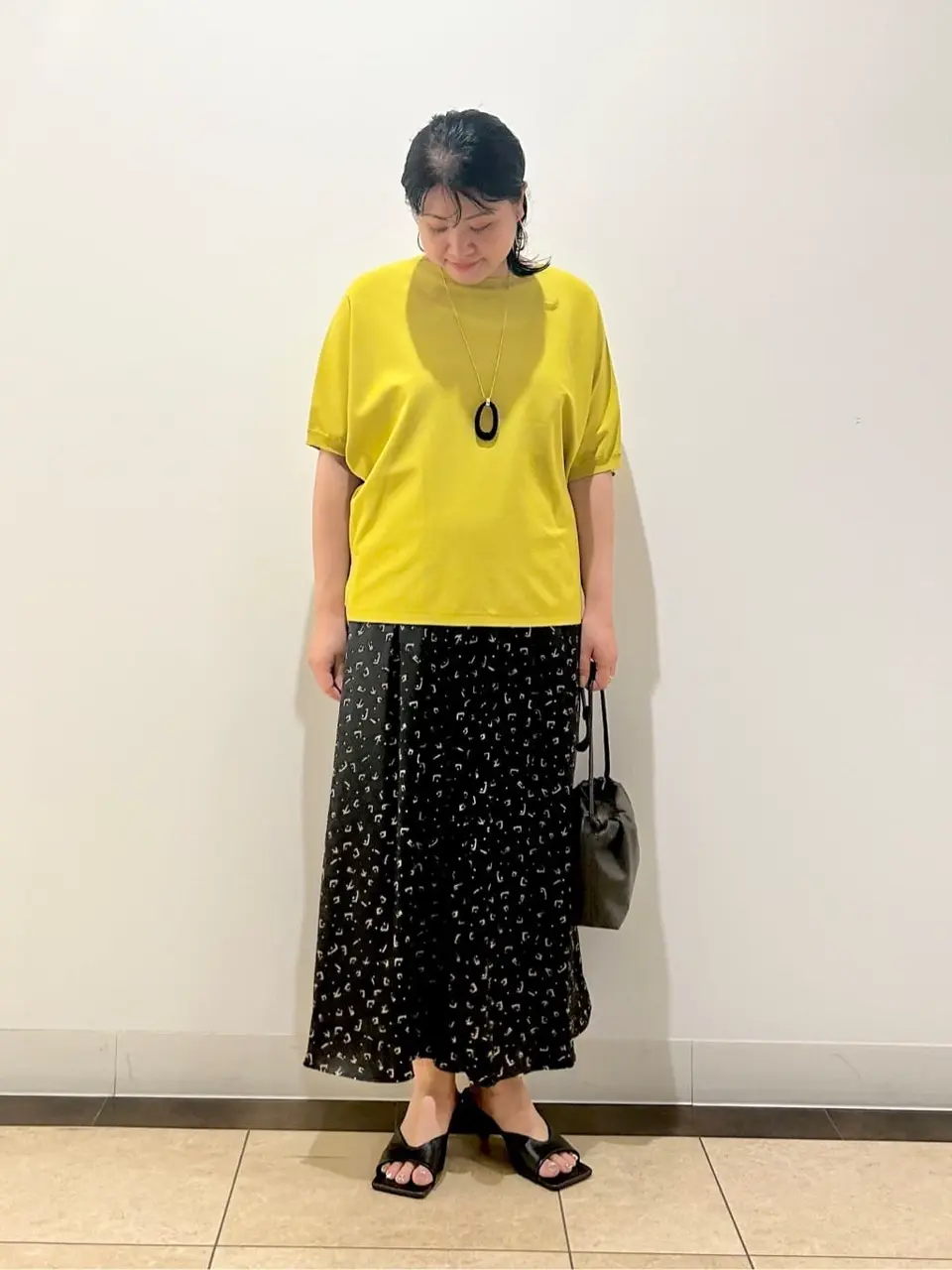 自由区 藤﨑 コーディネート画像