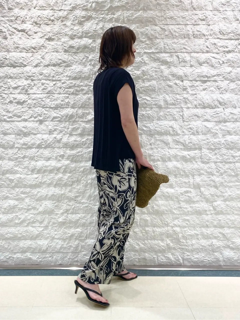 自由区 林 コーディネート画像