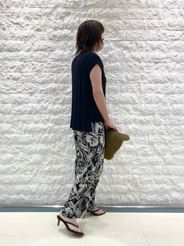 自由区 林 コーディネート画像