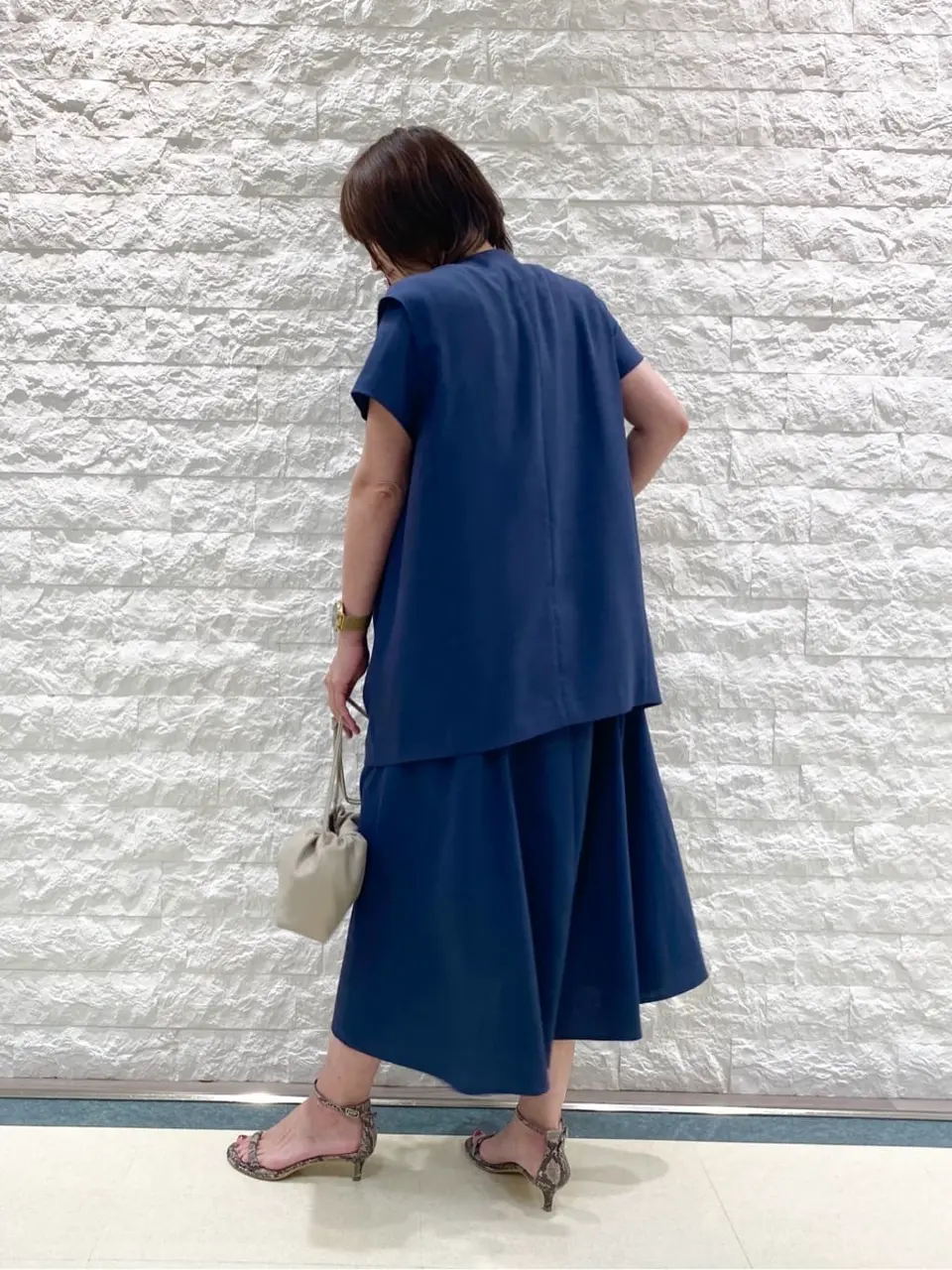 自由区 林 コーディネート画像