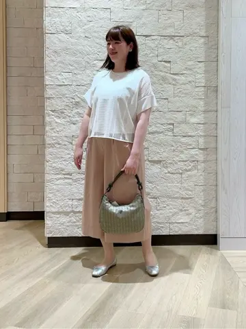 自由区 うめだ コーディネート画像