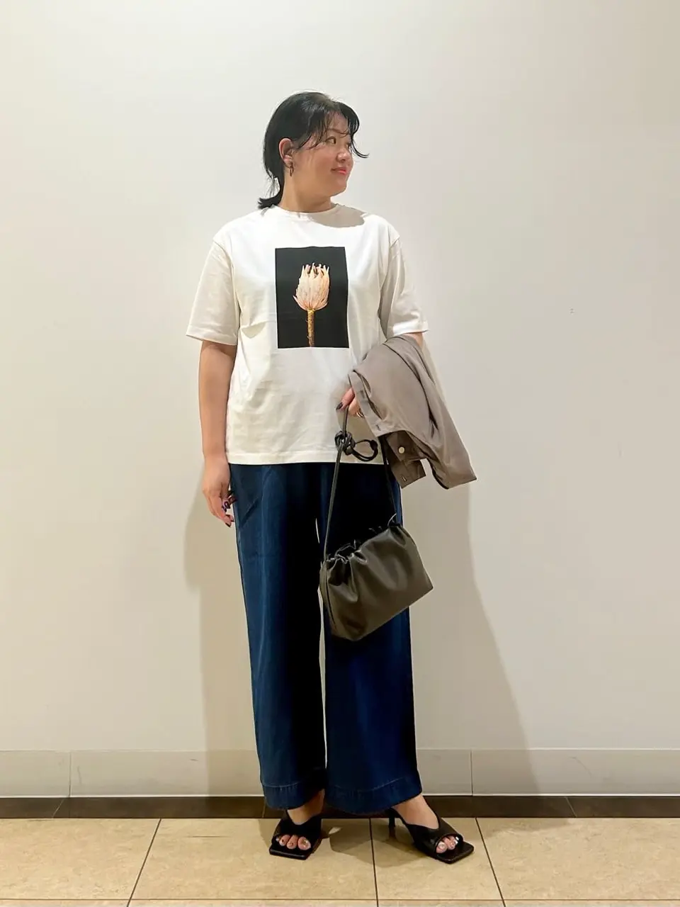 自由区 藤﨑 コーディネート画像