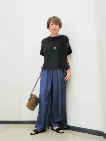 自由区 浅野 コーディネート画像