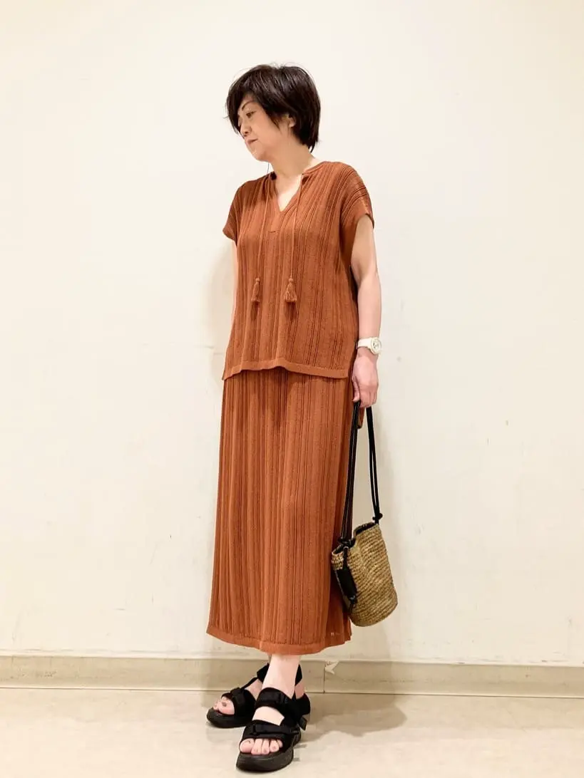 自由区 小森 コーディネート画像