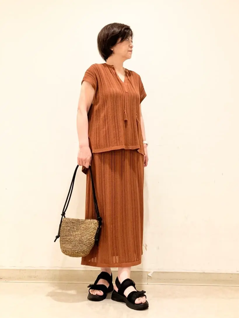 自由区 小森 コーディネート画像