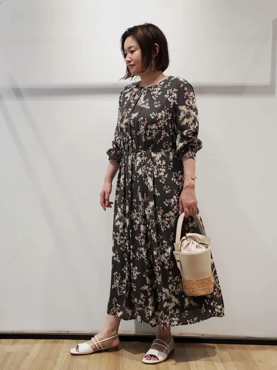 自由区 eri コーディネート画像