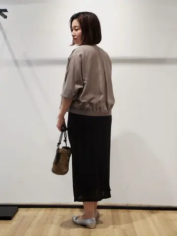 自由区 eri コーディネート画像