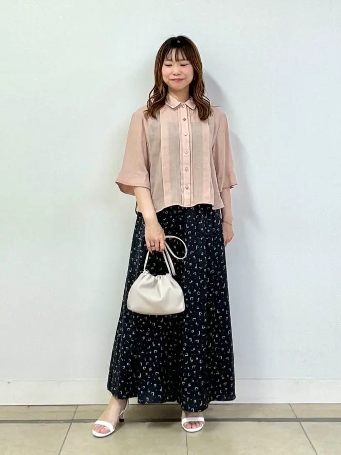 自由区 小林 コーディネート画像