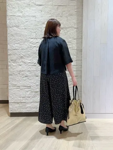 自由区 うめだ コーディネート画像