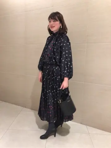 自由区 うめだ コーディネート画像