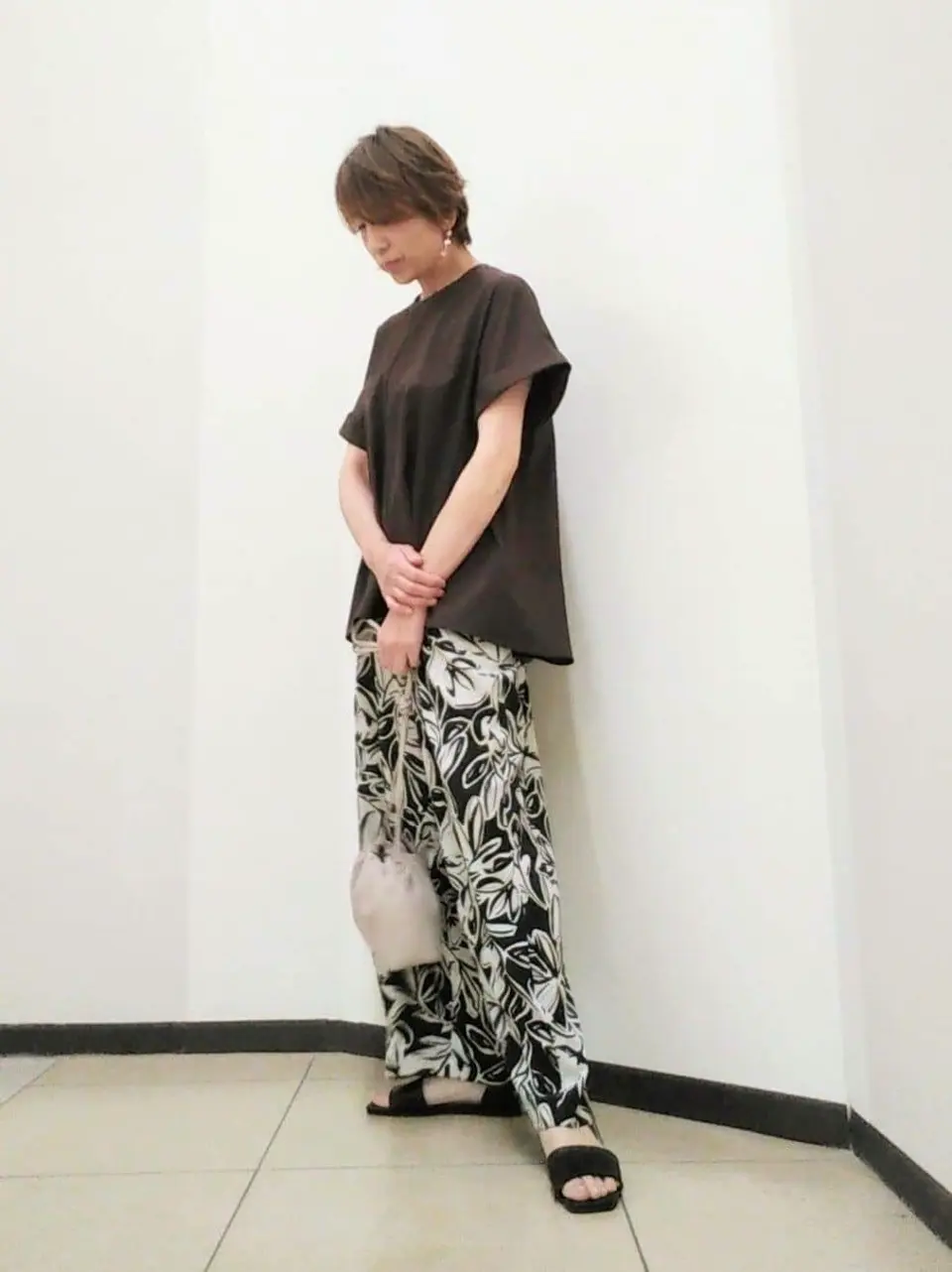 自由区 浅野 コーディネート画像