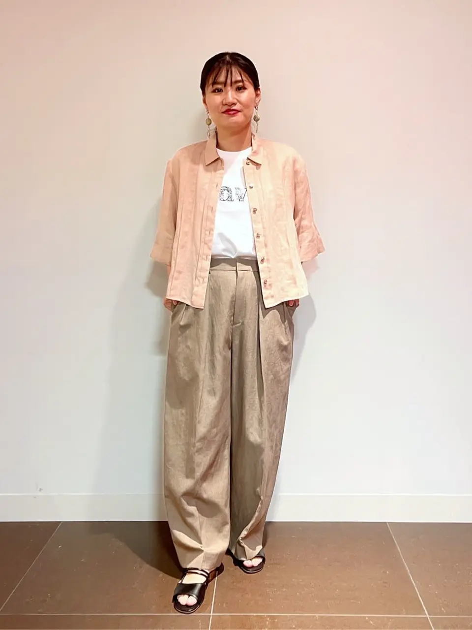 自由区 古宮 コーディネート画像