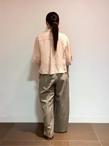 自由区 古宮 コーディネート画像