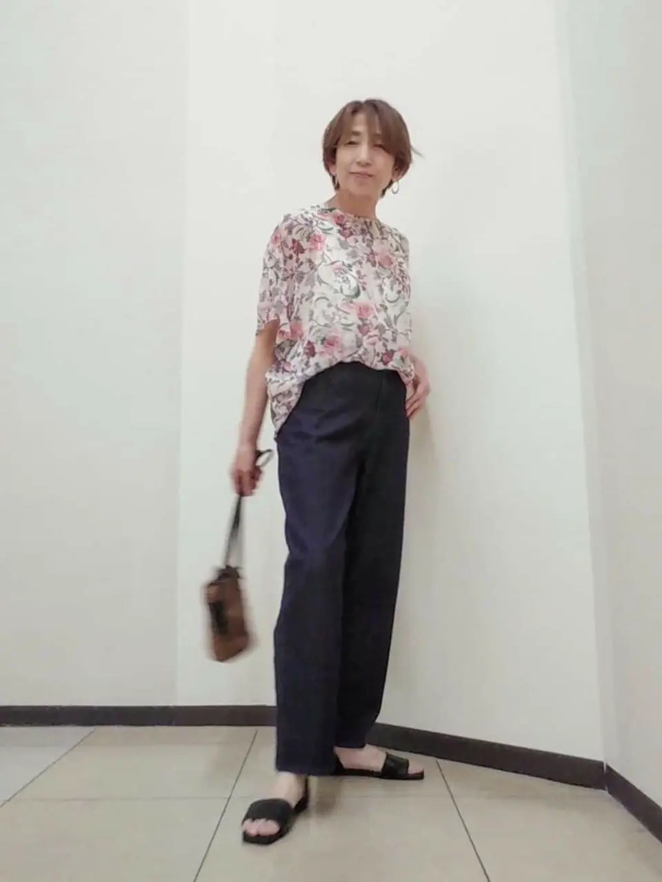 自由区 浅野 コーディネート画像