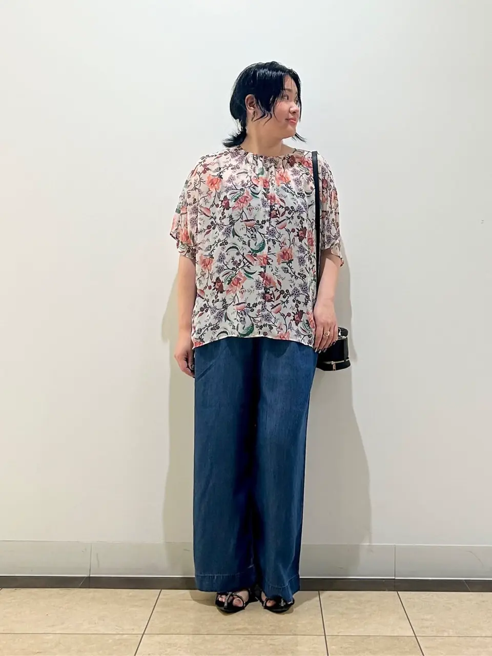 自由区 藤﨑 コーディネート画像