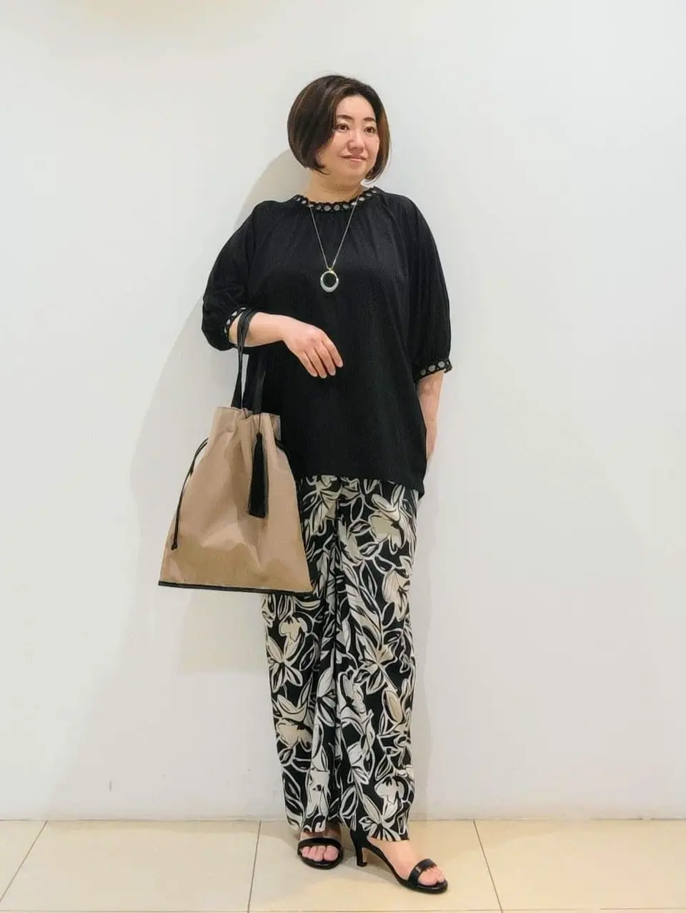 自由区 宇野 コーディネート画像