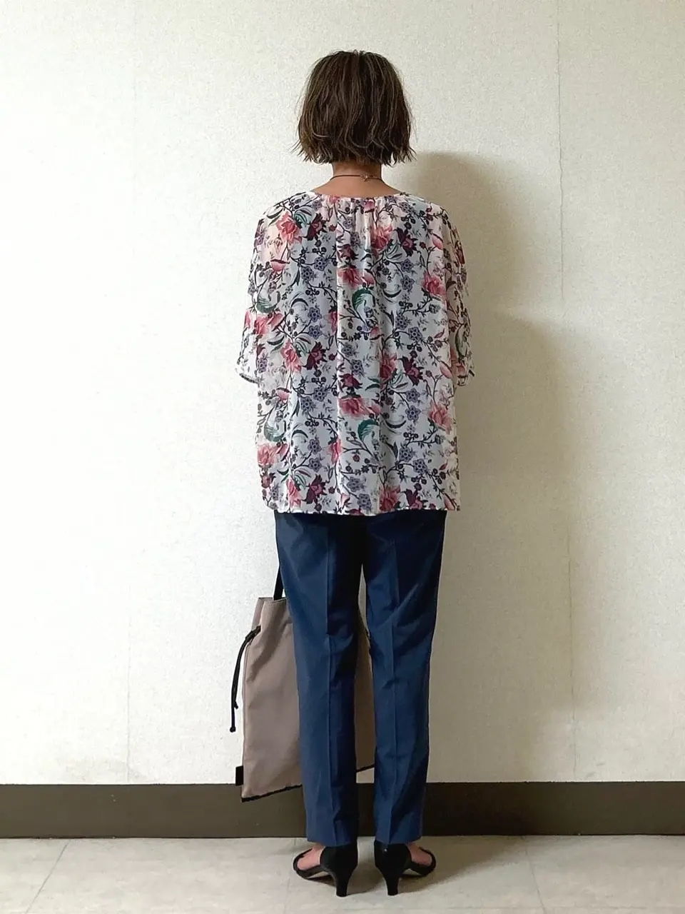 自由区 坂本 コーディネート画像