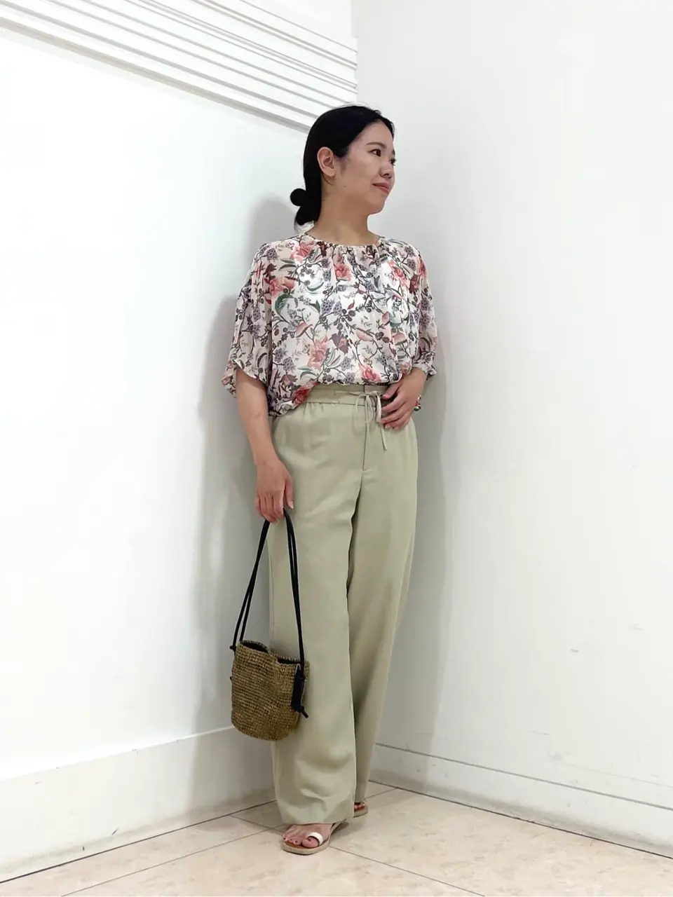 自由区 misato コーディネート画像