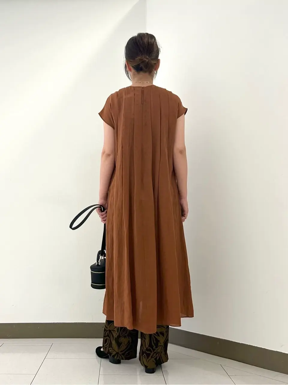 自由区 南 コーディネート画像