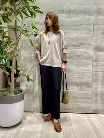 自由区 Ishii コーディネート画像