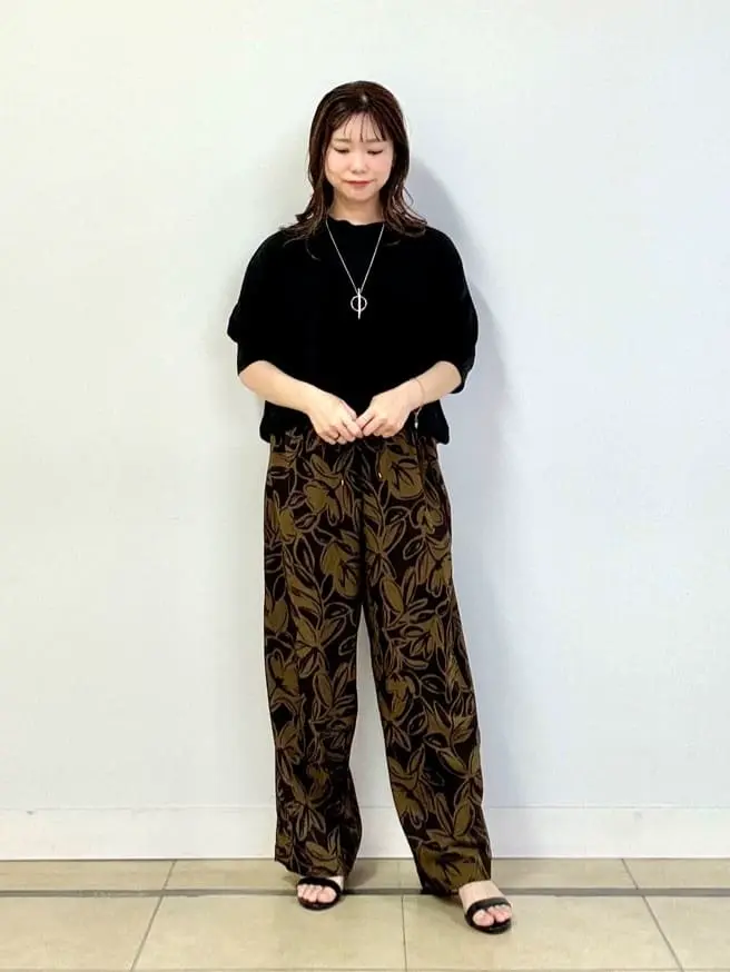 自由区 小林 コーディネート画像