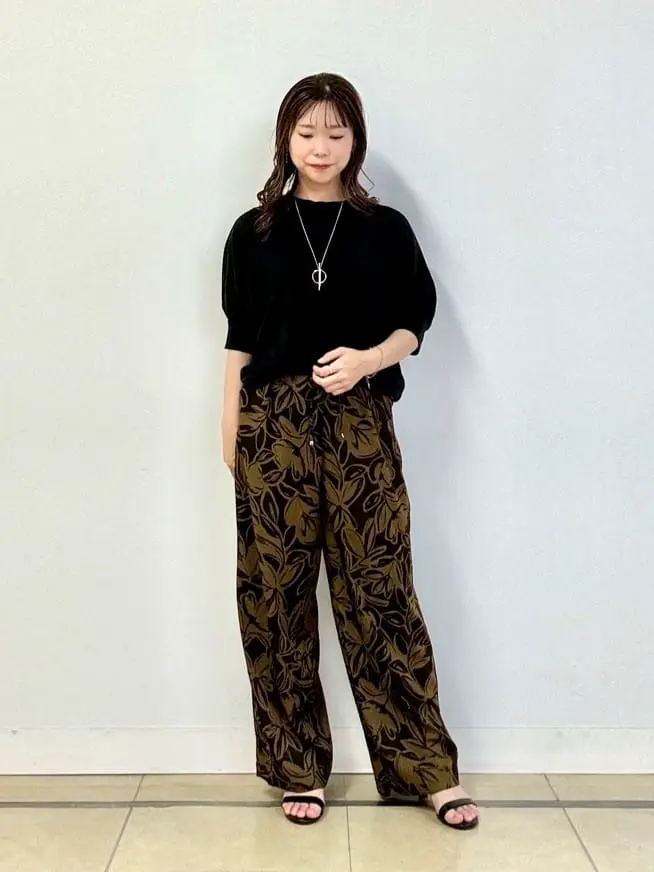 自由区 小林 コーディネート画像