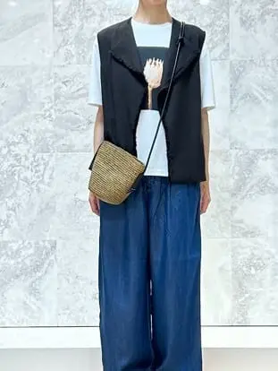 自由区 中尾 コーディネート画像