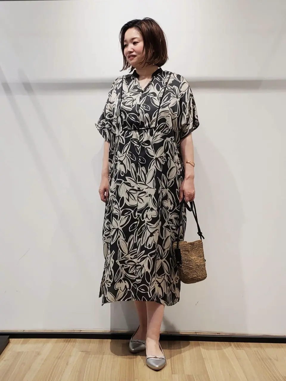 自由区 eri コーディネート画像