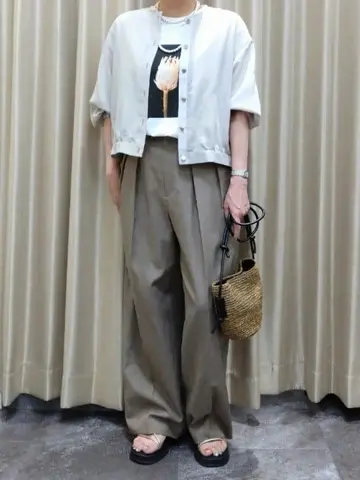 自由区 鶴田 コーディネート画像