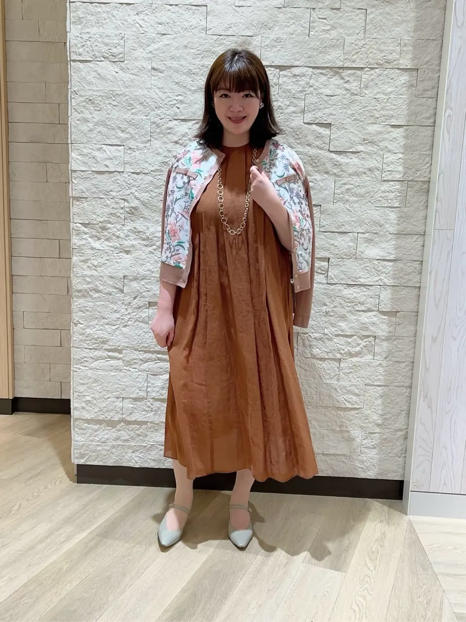 自由区 うめだ コーディネート画像